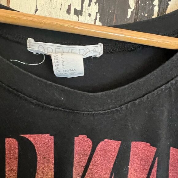 Nirvana Forever 21 women’s size small T-shirt. Size S. - Picture 5 of 6
